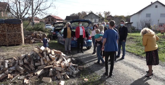 Mladi aktivisti pomogli porodici Miljević