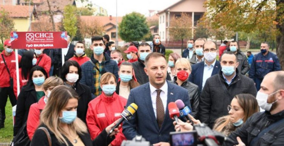 SNSD Bijeljina i danas u kampanji, mole za Mićića?!