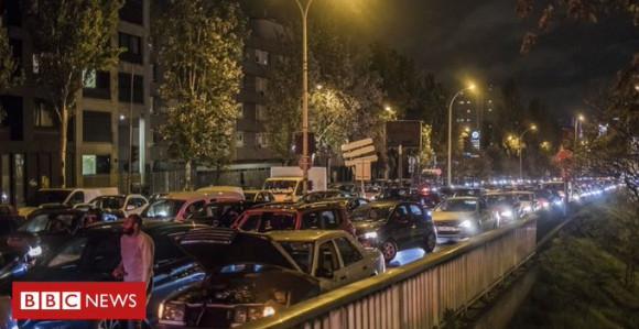 Nevjerovatni snimci: Kolone u Parizu duge čak 700 km