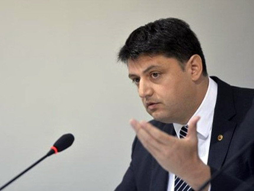 Dolazak Vučića početak boljih odnosa Srbije i CG