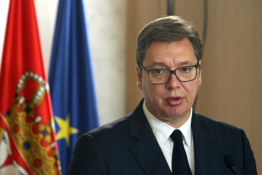 Vučić: Amfilohije bio velika i važna istorijska ličnost