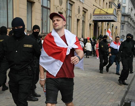 Više od 200 uhapšenih tokom protesta u Bjelorusiji
