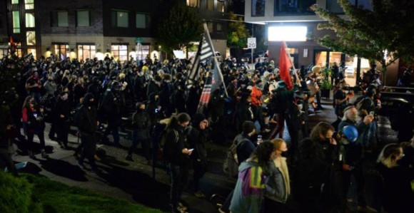 Na američkim ulicama Bajdenove i Trampove pristalice