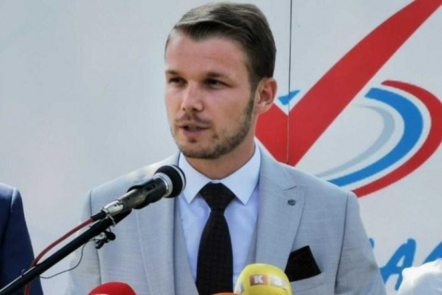 Izborni štab SNSD-a zamijenio sve institucije!