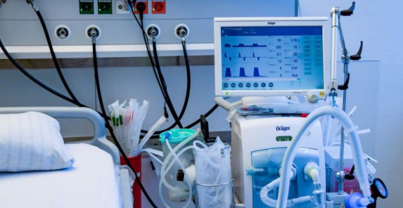 Samo jedna od četiri osobe prežive na respiratoru