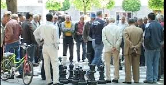 Izborno obećanje penzionerima: Iduće godine povećanje penzije za tri do četiri odsto