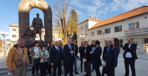 Цвијетић: Одузети повеље дезертерима у Невесињу