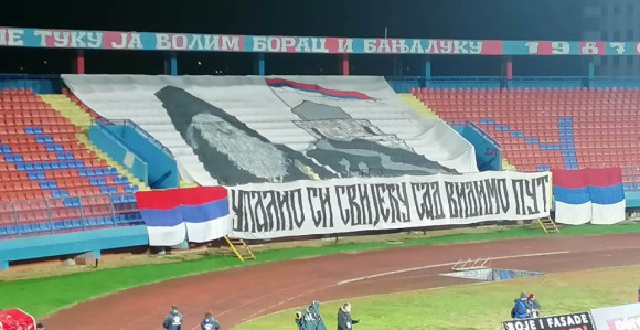 Poruka: Amfilohije upalio svijeću, sad vidimo put