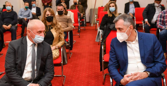 Đokiću počistio kadrove, pa došao među bivše drugove
