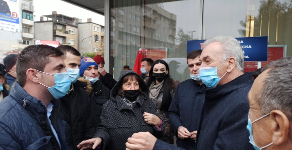100 aktivista u Bijeljini obučavano za "bugarski voz"