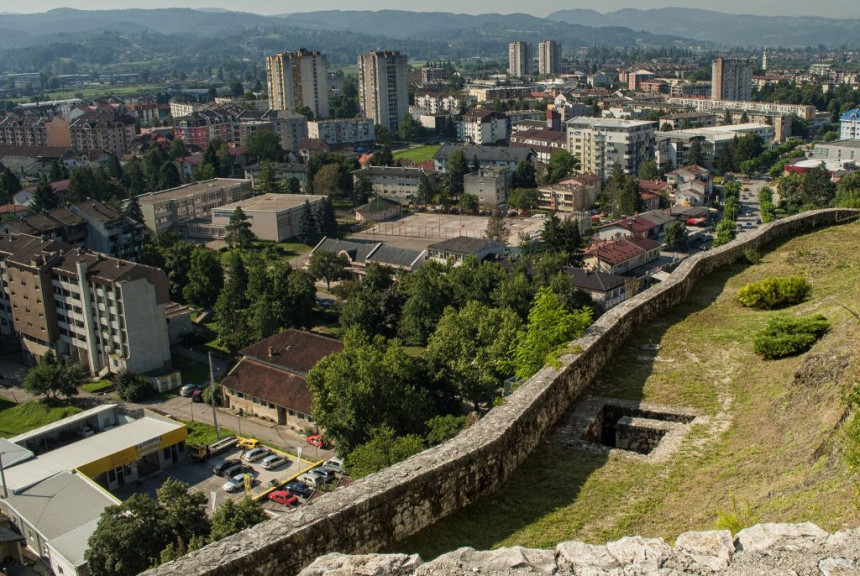 SDS, PDP, DNS, SP i neki nezavisni kandidati povukli se iz izbornog procesa u Doboju (VIDEO)