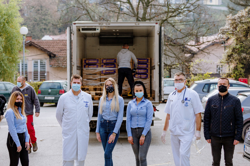 Mozzart obezbjedio osvježenje za medicinare u Gračanici