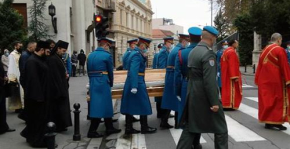 Povorka sa tijelom patrijarha stigla u Hram Sv. Save
