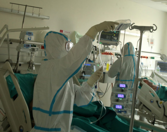 Пожар у болници у Нишу: Повријеђено више особа