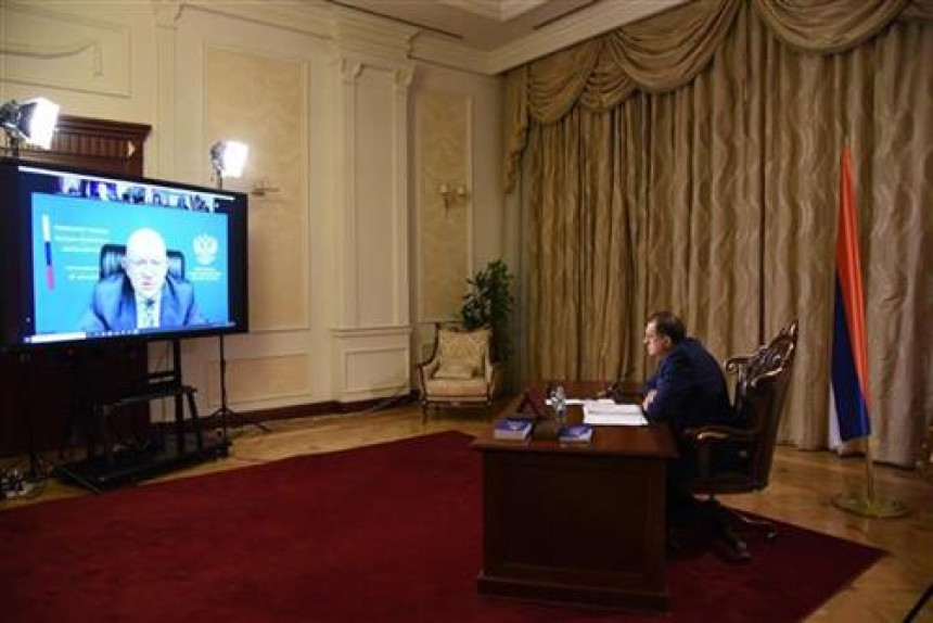 Ambasadori osudili Dodikov verbalni napad na Incka