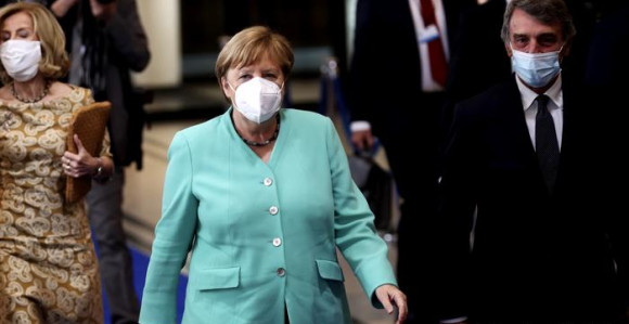Merkel poziva narod na strpljenje u borbi sa koronom