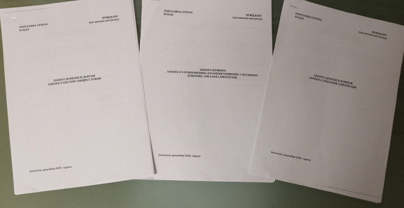 Vlast nadležnosti gradonačelnika prenosi na komisiju