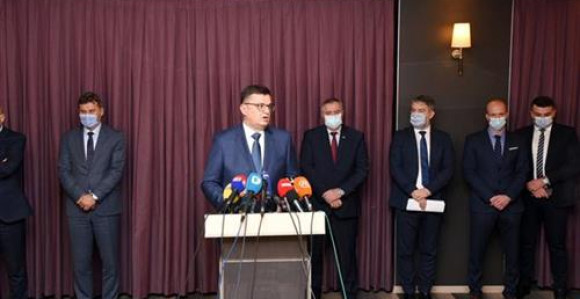 Nema ograničenja niti zabrane rada privredi Srpske