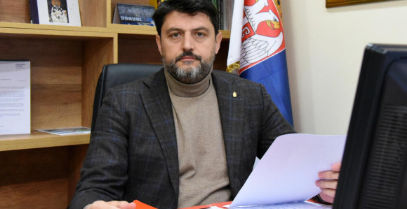 Crna Gora neće povući odluku o protjerivanju Božovića