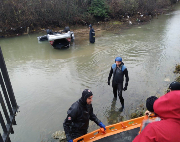 Mostar: Automobil sletio u rijeku, vozač poginuo