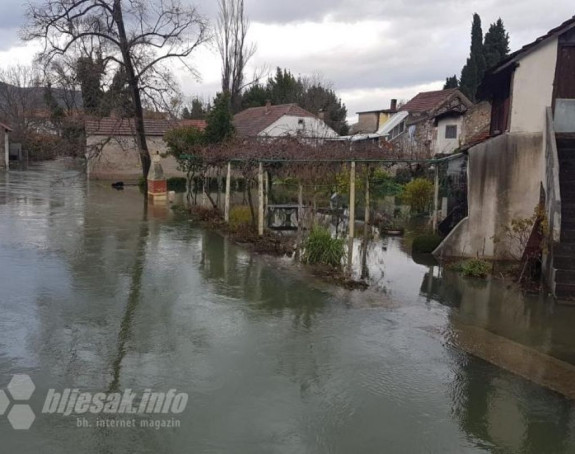 Izlile se rijeke u Hercegovini, ugrožene kuće