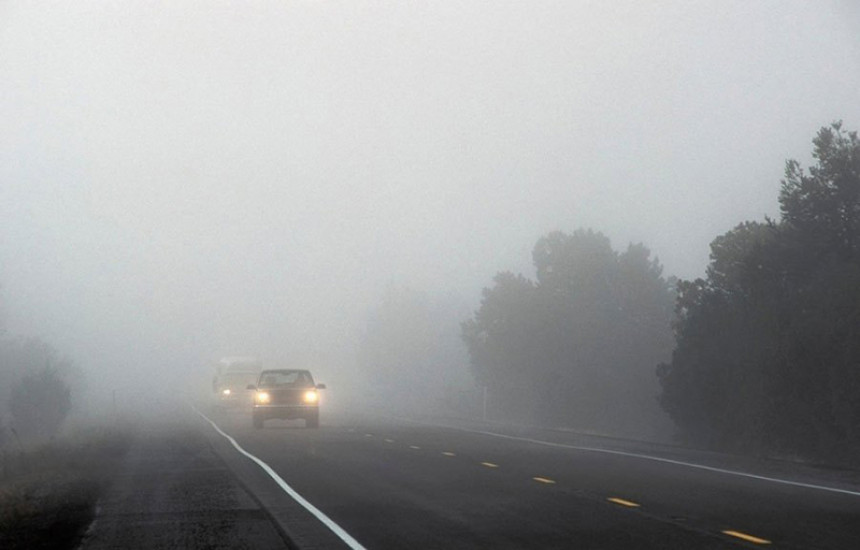 Vozačima se savjetuje oprez, magla prekrila kolovoze