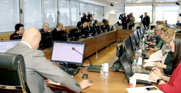 Tegeltijin pakleni plan- Ide ostavka, ali ja ostajem!?