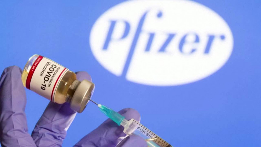 Пфизерова вакцина одобрена за хитну употребу у САД-у