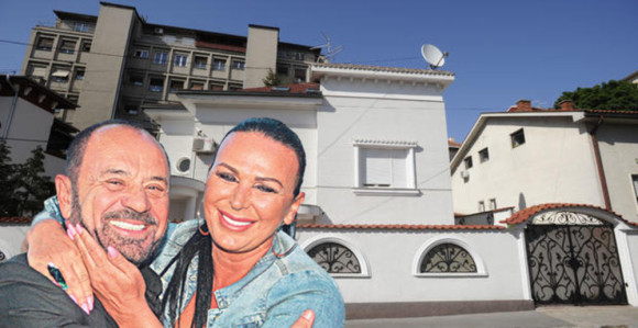 Marta Savić ljuta na komšije zbog priča o razvodu pa im odbrusila!