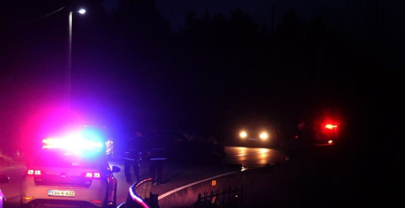 Presreli vozilo brze pošte kod Nevesinja i oteli 5.000 KM