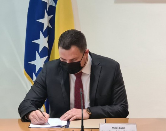 Lučić potpisao Sporazum za realizaciju projekata obnove i izgradnje