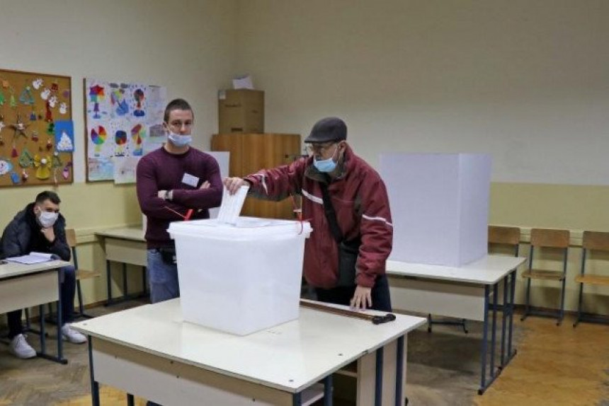 Mostar: Do 16 sati izašlo 40,32 posto birača