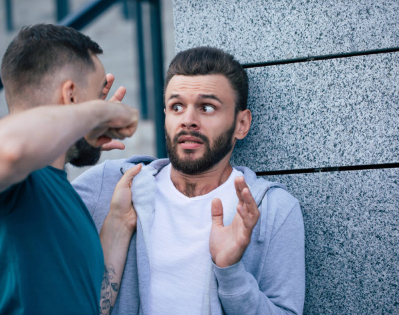 Umalo tuča političara zbog božićne čestitke