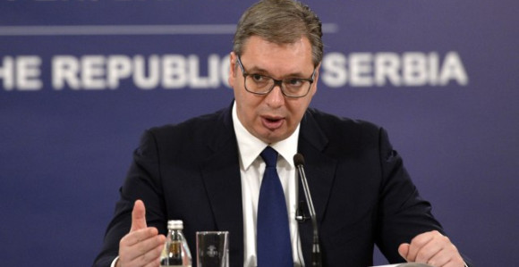 Vučić: Neki iz SNS i SPS plaćaju reket, ja to neću
