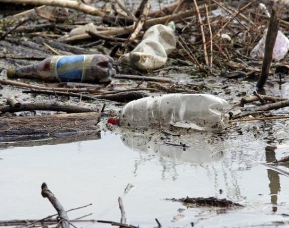 Višegrad: Na branu pristiglo 4.000 kubika otpada