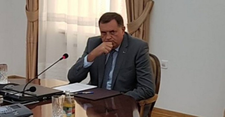 Kako je Milorad Dodik "kupio" ljude oko sebe!?