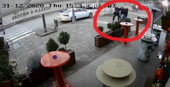 Masovna tuča u Šapcu usred bijela dana (VIDEO)