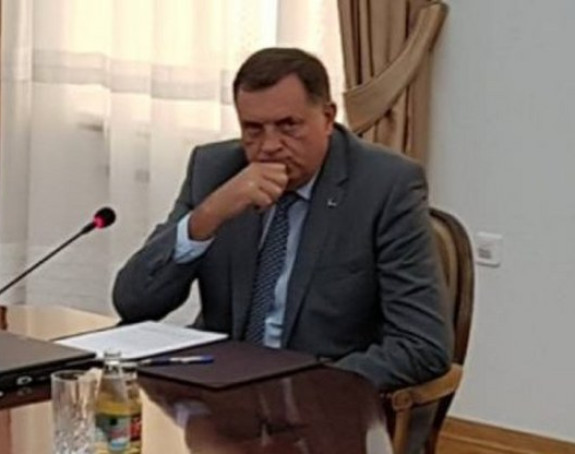 Kako je Milorad Dodik "kupio" ljude oko sebe!?