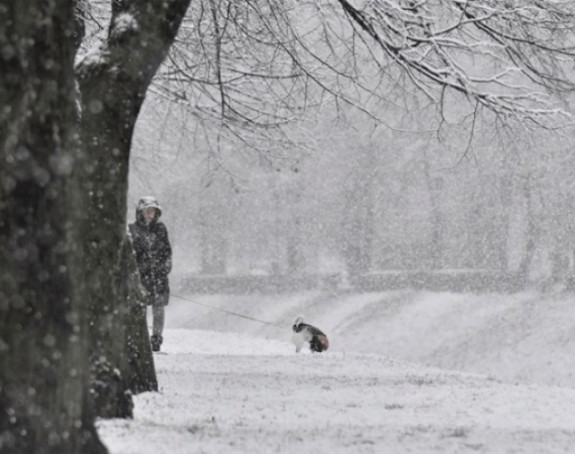 Na jugu kiša, a na planinama susnježica i snijeg