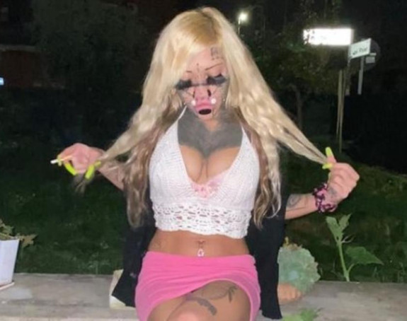 Kjara se izobličila operacijama da bi izgledala kao vulgarna Barbika!