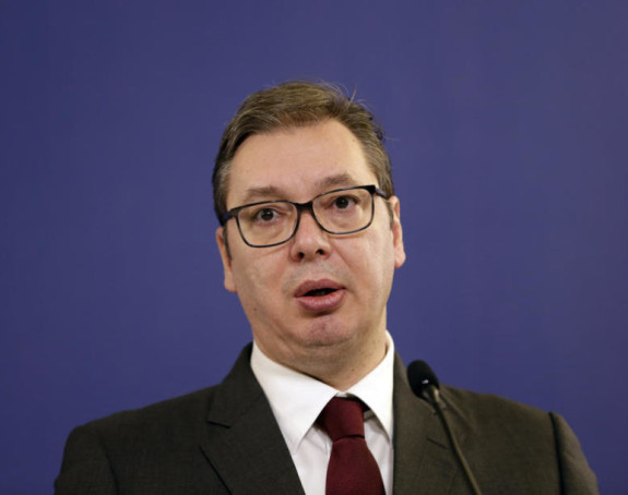 Vučićevi roditelji pozitivni u bolnici, stanje stabilno