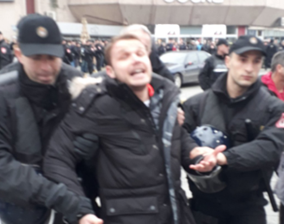 Изостао конкретан Лукачев одговор на питање посланика