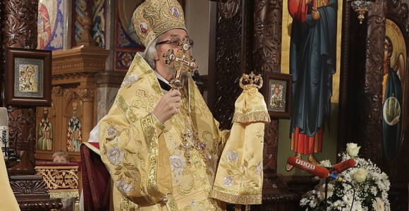 Božićna radost neka uđe u naše domove i naša srca