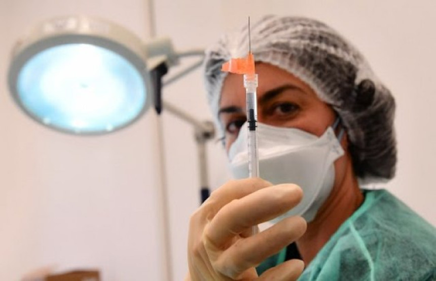 Ako treba, Italijane će vakcinisati i noću!