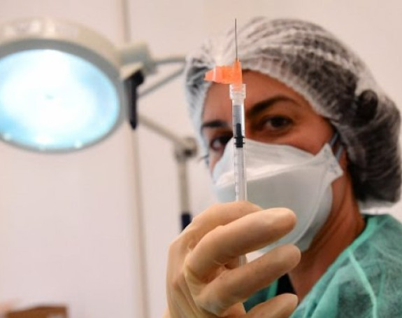 Ako treba, Italijane će vakcinisati i noću!