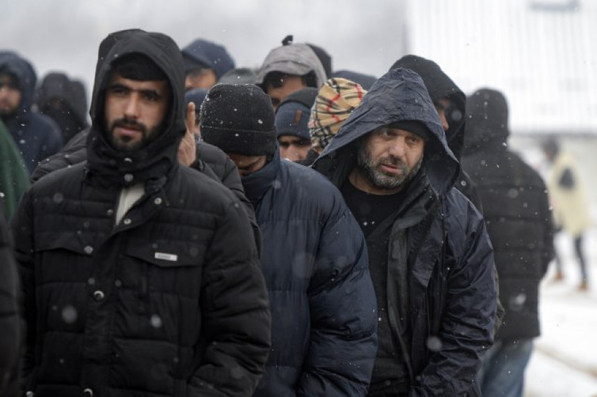 Migranti u šatorima, uslovi pogoršani zbog hladnoće