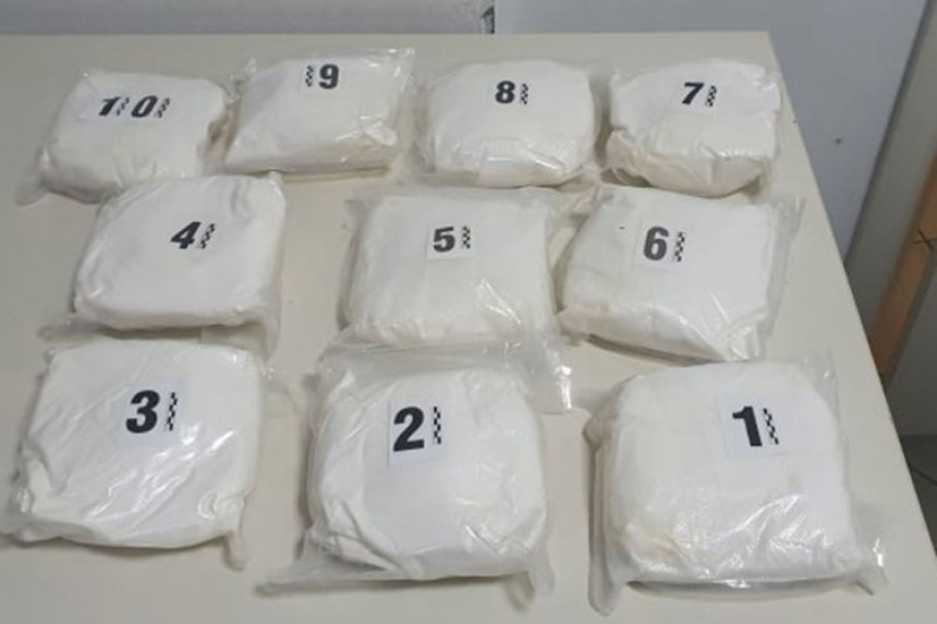 U Brodu oduzeto više od 10 kg droge