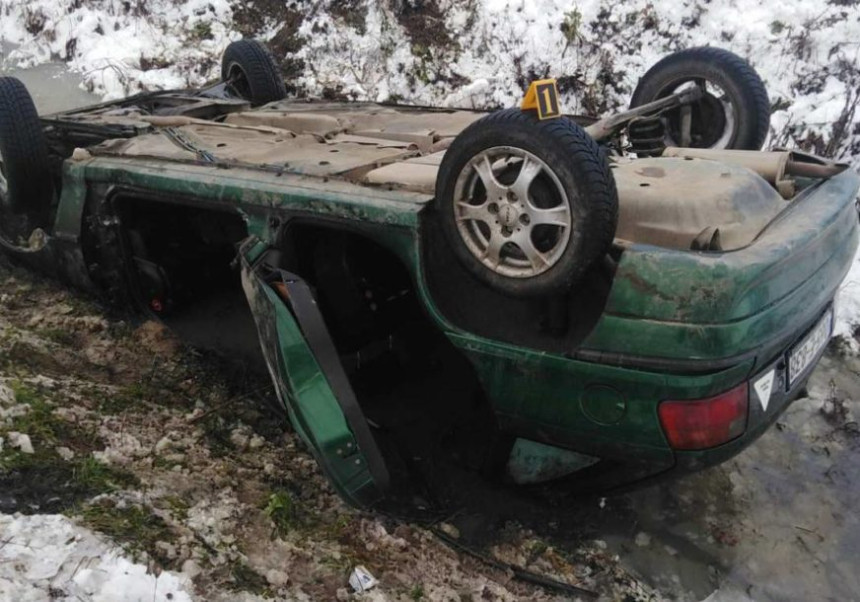 Teška saobraćajka kod Gradiške, dvoje poginulo