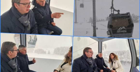 Vučić se provozao gondolom, uživao u snijegu na Zlatiboru