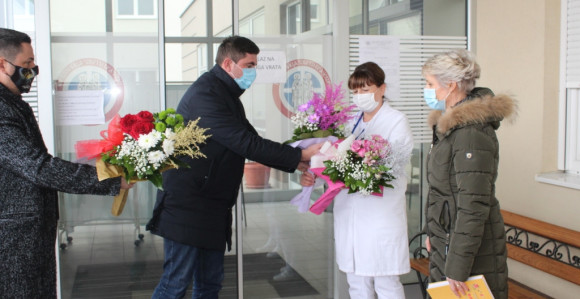 Gradonačelnik Bijeljine darivao novorođene bebe